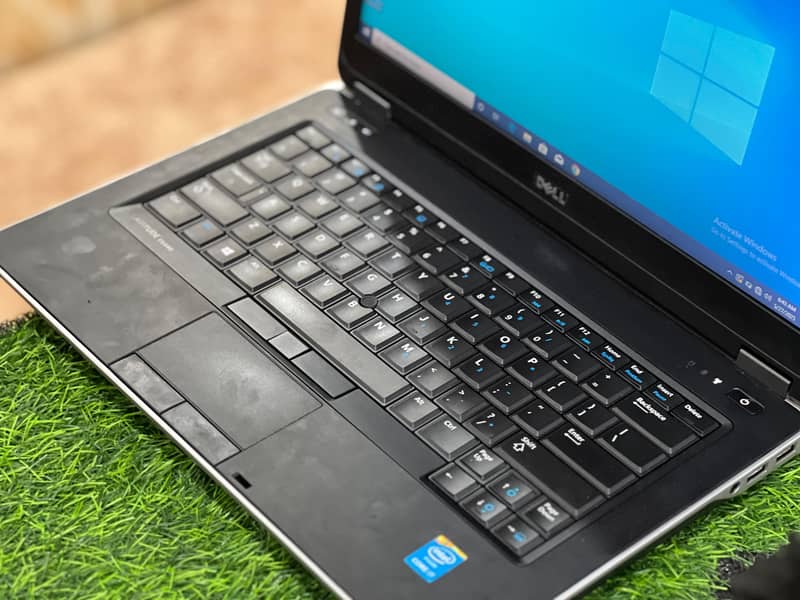 Dell Latitude E6440 i7 4th Generation Laptop w/t Graphics Card Backlit 2