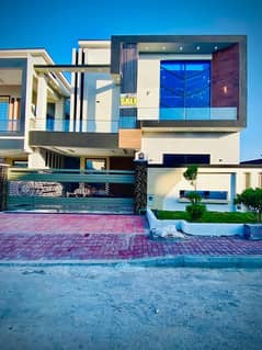 Top city 10 Marla house for sale