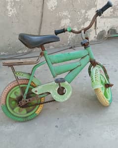 First hand used bicycle in very good condition