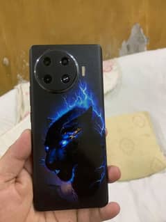Techno spark 20 pro plus Edge screen Full box
