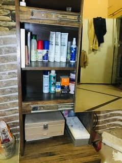 dressing table with Moveable mirror