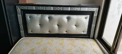 23000 bilkul new  bad hai  Sirf 18000 ka matrees buy Kiya hai