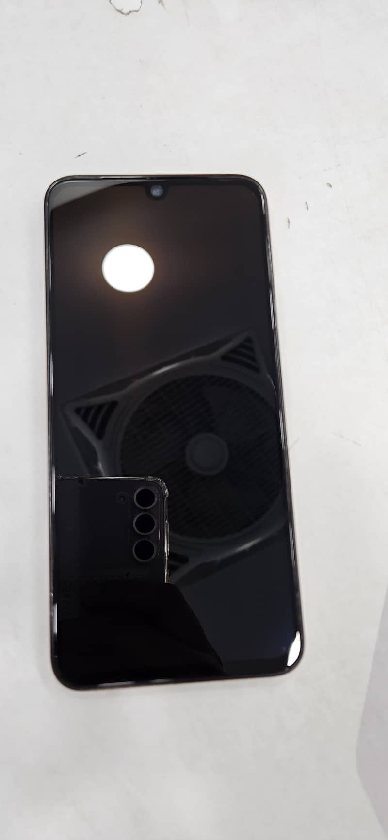 Infinix zero 20 8+5ram 256memory 3