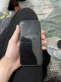 IPHONE 11 PTA Approved Dual Sim 85 % Battery Health (10/10) Condition