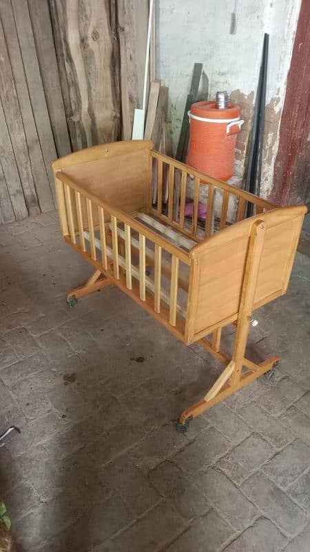 baby cot 1