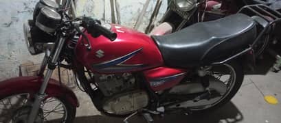 Suzuki GS 150 2014