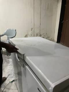 Waves inverter Deep Freezer 14 cubic feet