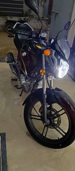 GSX125 Suzuki 24 model