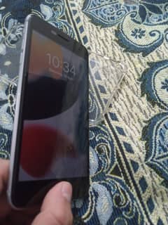 Iphone 6s plus  32 gb  Non pta  Battery health 79  Gaming b achi hoti