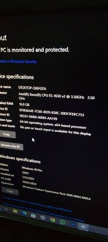 64-bit Dell computer system with LCD, Mouse and keyboard 1