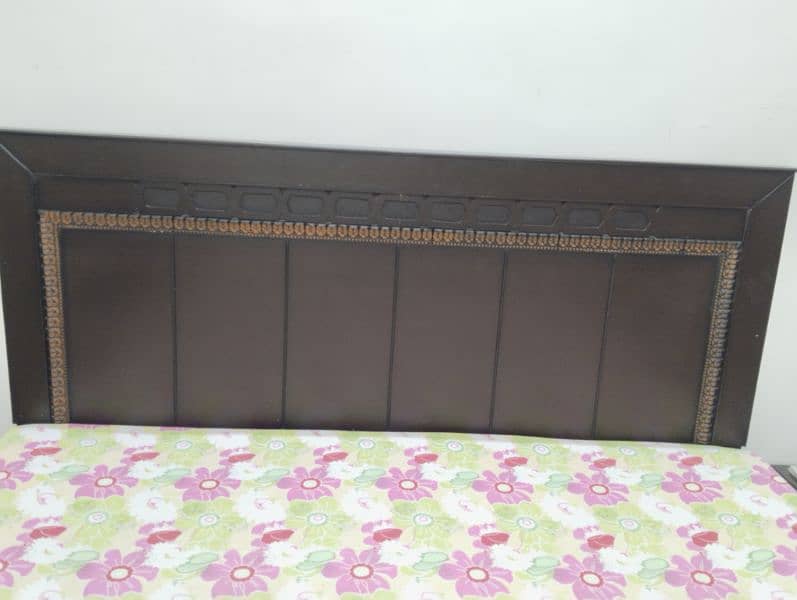 King Size Bed Set with Side Tables & Dressing Table – Almost New 3