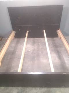 king sized 6*6.5 bed with mattress
