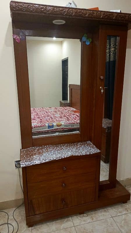 King size bedset with side table 10