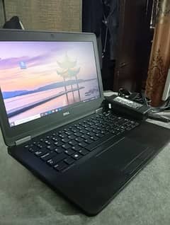 Dell Latitude e7270 i7 6th gen 8gb Ram