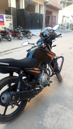 YAMAHA