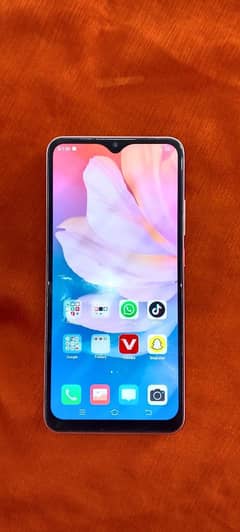 vivo 8 ram 128 rom 1o by 1o