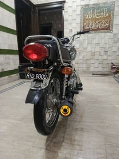 HONDA 125 2023 MODEL BLACK COLOR