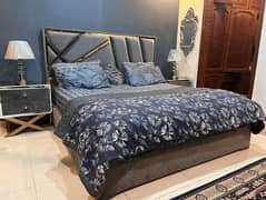 Modern bed set