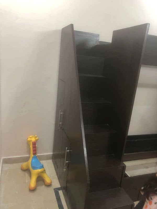 double decker 1 side wardrobe and other side computer table 0