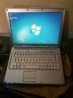 Dell 3GB ram 80GB harddisk 15 inches display