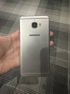 Samsung galaxy c7