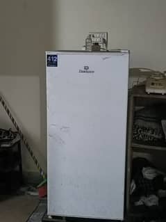 Dawlance Refrigerator 9106 6 Cubic Feet || 10/10 condition