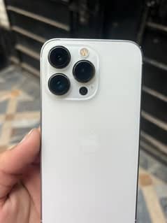 iphone 13 pro 128gb white sale and exchange only with 14,15 series