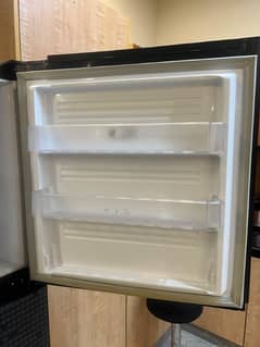 pel refrigerator. .