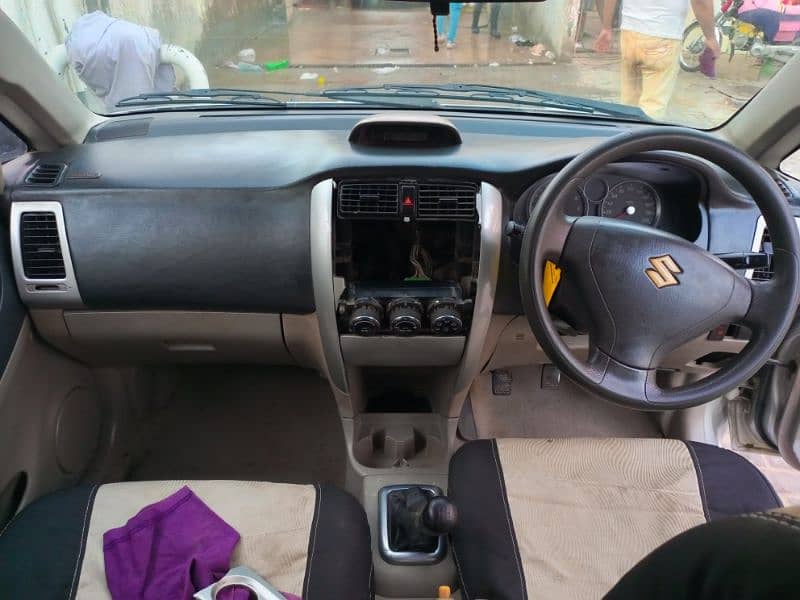 Suzuki Liana 2007 4