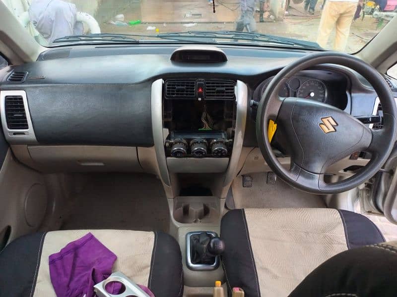 Suzuki Liana 2007 5