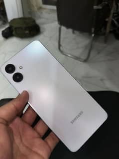 Samsung A06