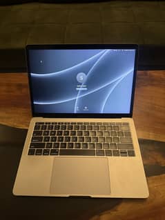 Macbook pro 2017 16gb ram
