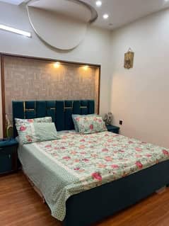Vip 5 Marla Used House Owner Build For Sale In Bahria Town Lahore