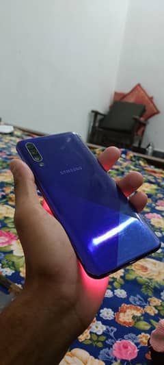 sumsung A30s 6/128