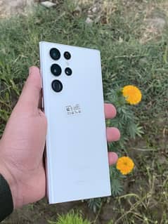 SAMSUNG S22 ULTRA FACTORY UNLOCKED 256 GB