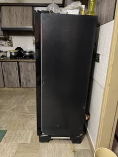 Dawlance vertical freezer