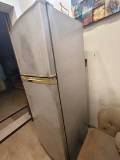 Dawlance fridge big size