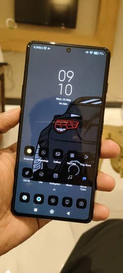Redmi k40 gaming 12/256 90 FPS