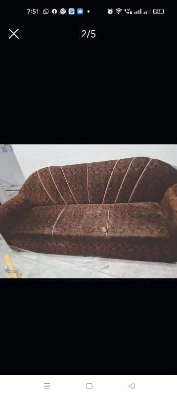 sofa and big center table goog condition 1