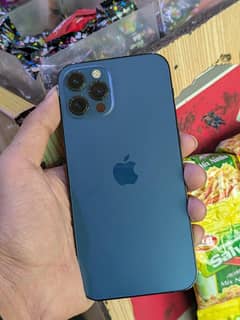 I phone 12 used