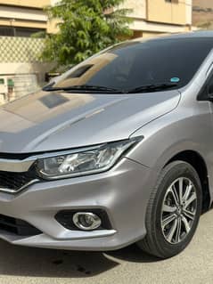 Honda City 1.2 cvt bumper to bumper genuine scratch less
