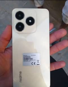 realme C61