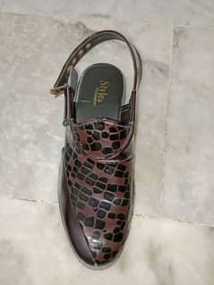 The foot were fancy leather kheri