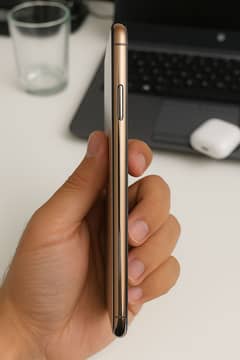 iPhone 11 pro max Golden 64 gb waterproof exchange posible