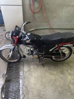 CD-70 2014 Model – Genuine Parts, Good Condition, Karachi Registered
