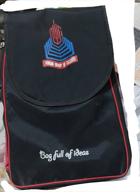 2 new burgundy laptop backpack 5 zips 2 water bottle spaces on sides 5
