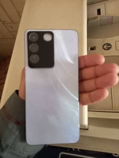 Vivo v27e 8/256 complete box
