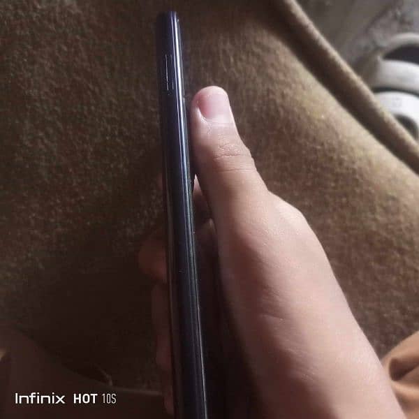 Motorola one 5g 10/10 condition block no box 4