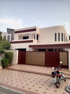 DHA PHASE 5 BLOCK G 1 KANAL FULL HOUSE FOR RENT.