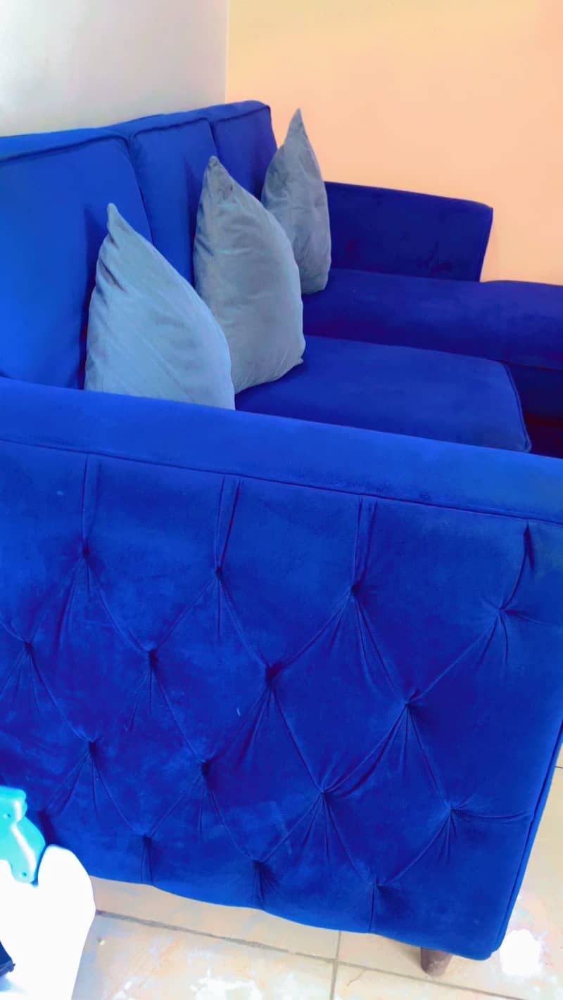 L shaped sofa set with console for sell 2